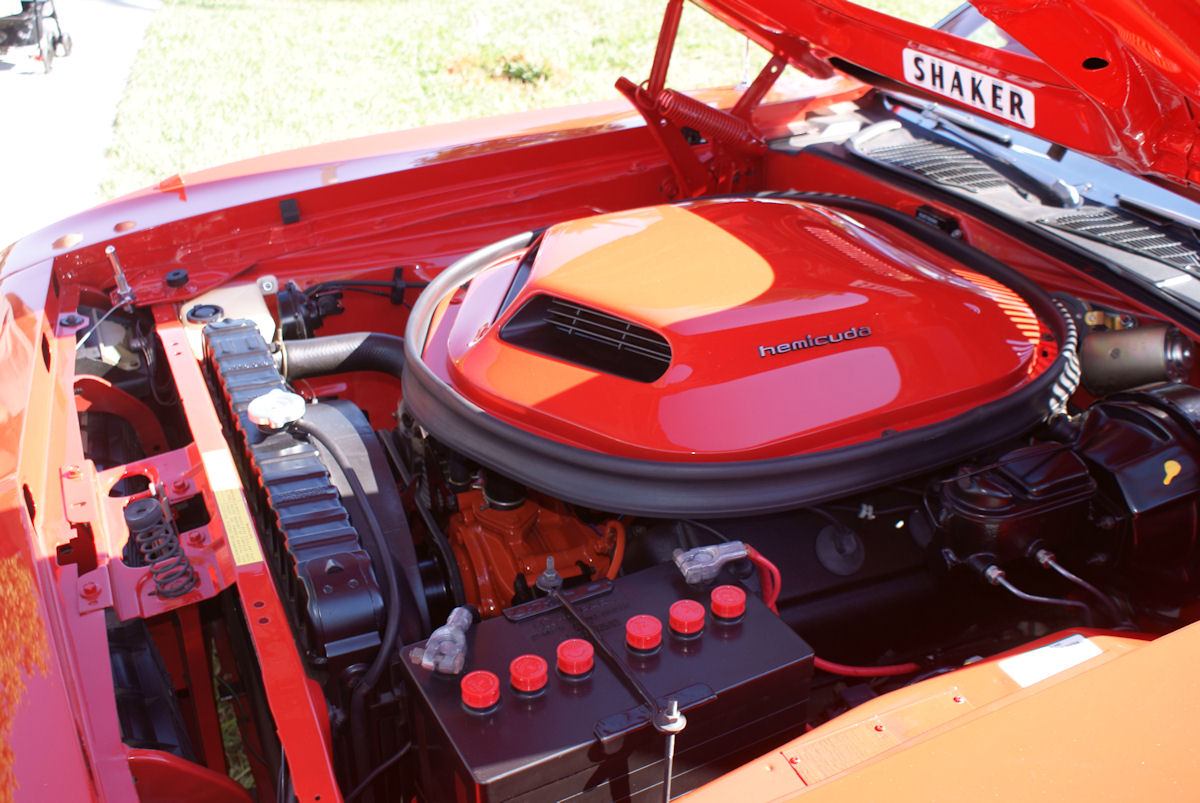 Plymouth Barracuda Hemi engine bay