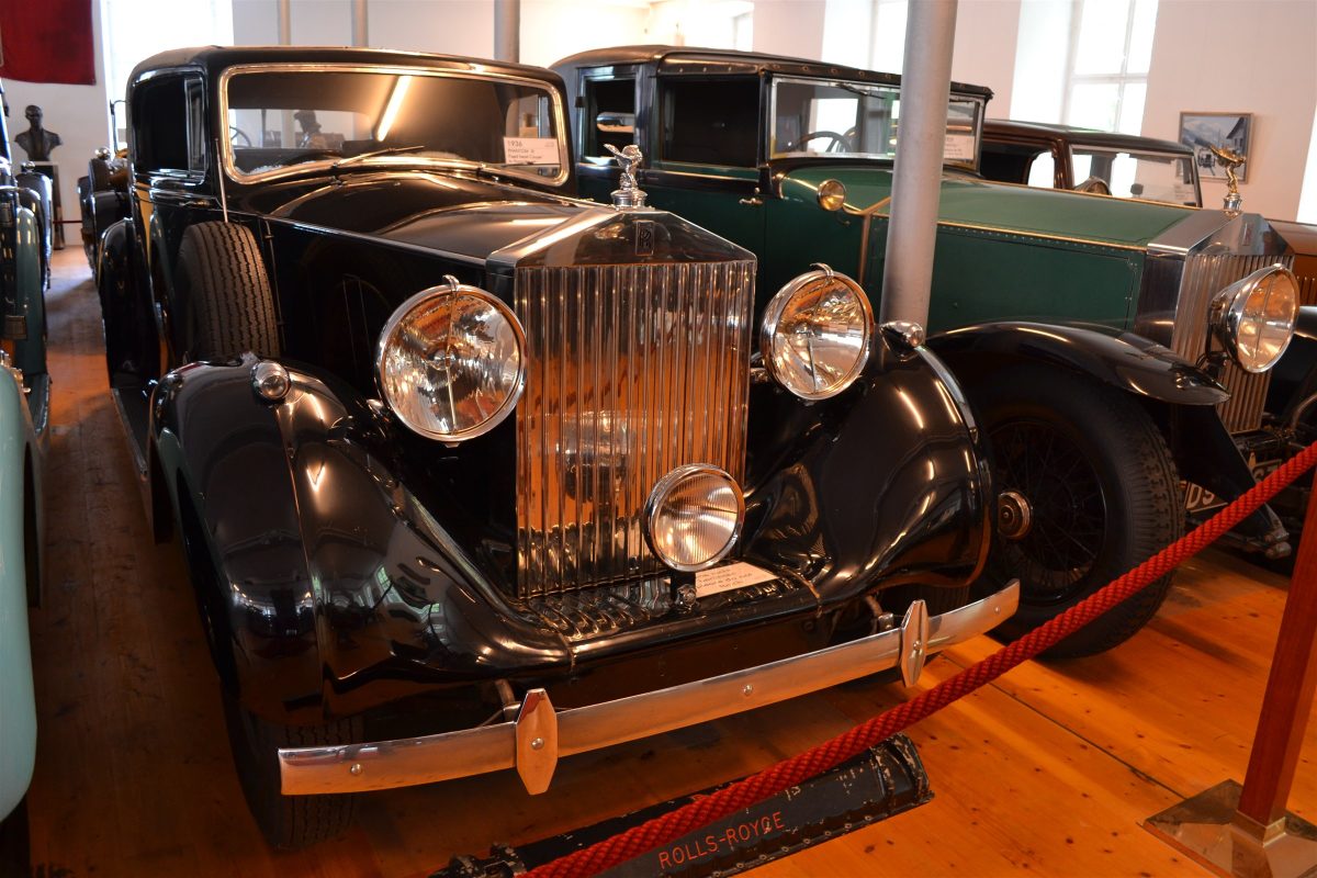 1936 Rolls-Royce Phantom III coachwork by Rippon, museum display