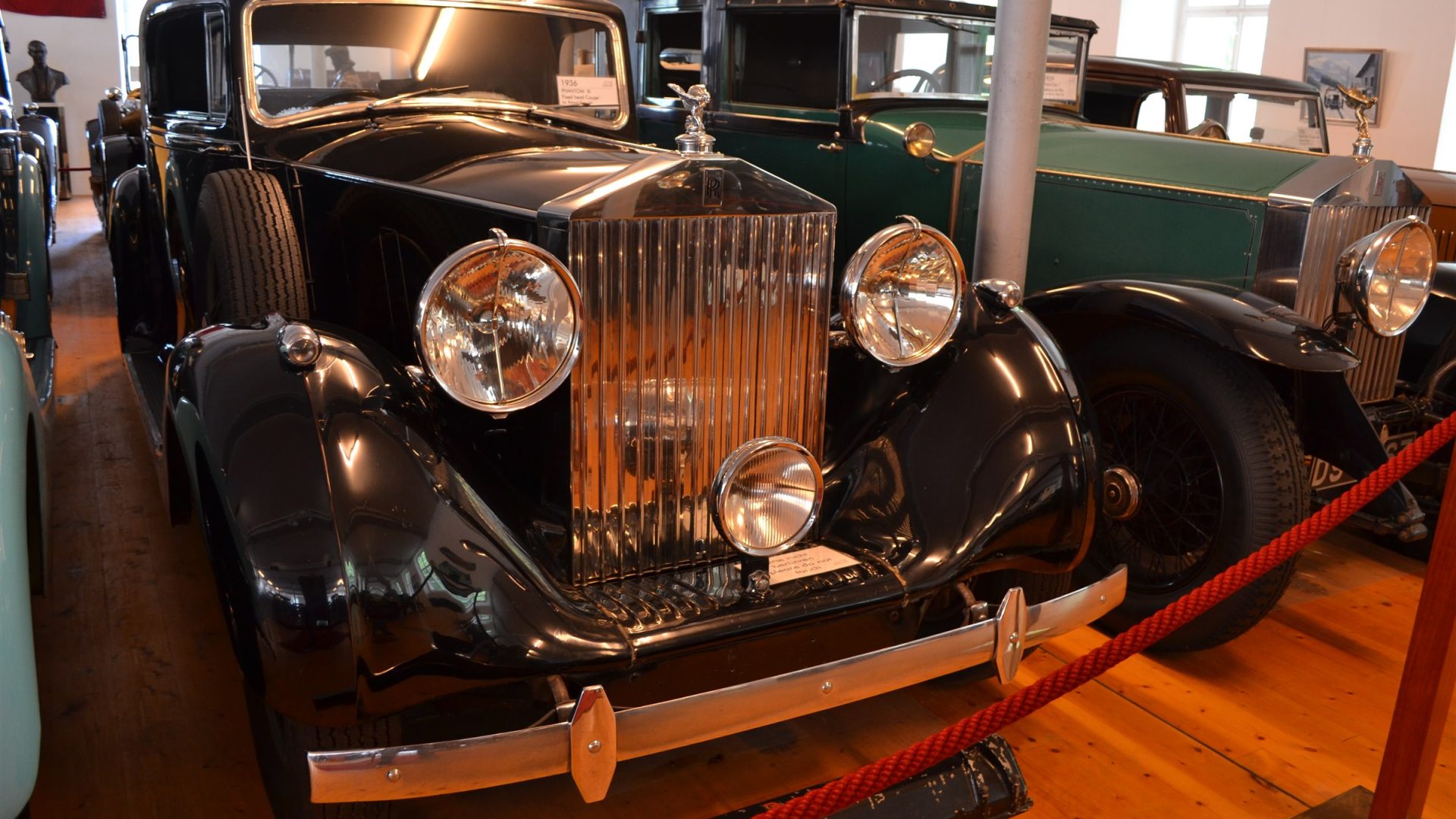 1936 Rolls-Royce Phantom III coachwork by Rippon, museum display