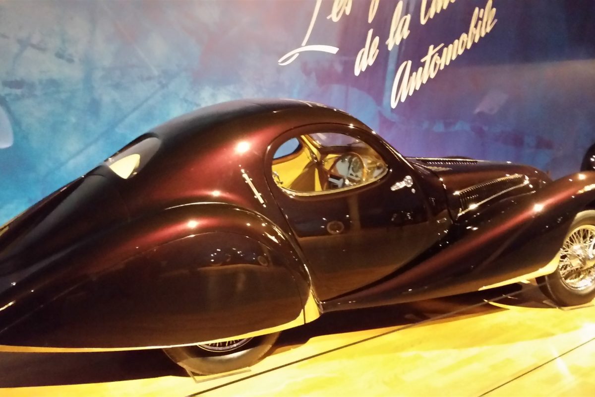 Talbot-Lago T150SS Figoni et Falaschi teardrop coupe, museum display